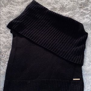 Michel kors one side sleeve sweater